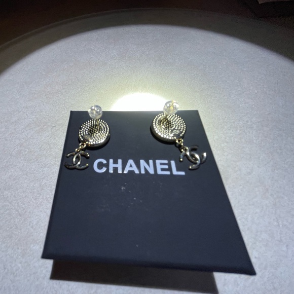 Gorgeous Authentic CHANEL Earrings
